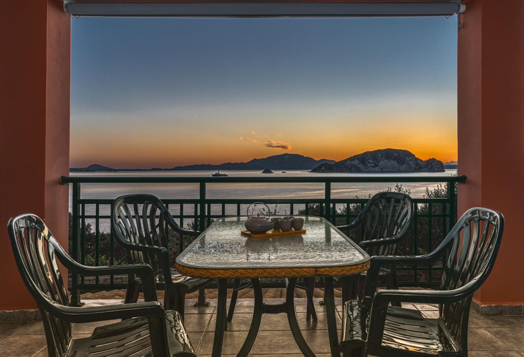 Anatoli Apartments - Tranquil Location & Stunning Views, By Zantewize Marathiás Rum bild